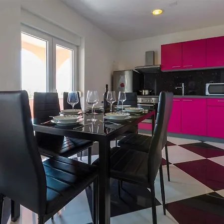 Ferienhaus In 39198 Crikvenica